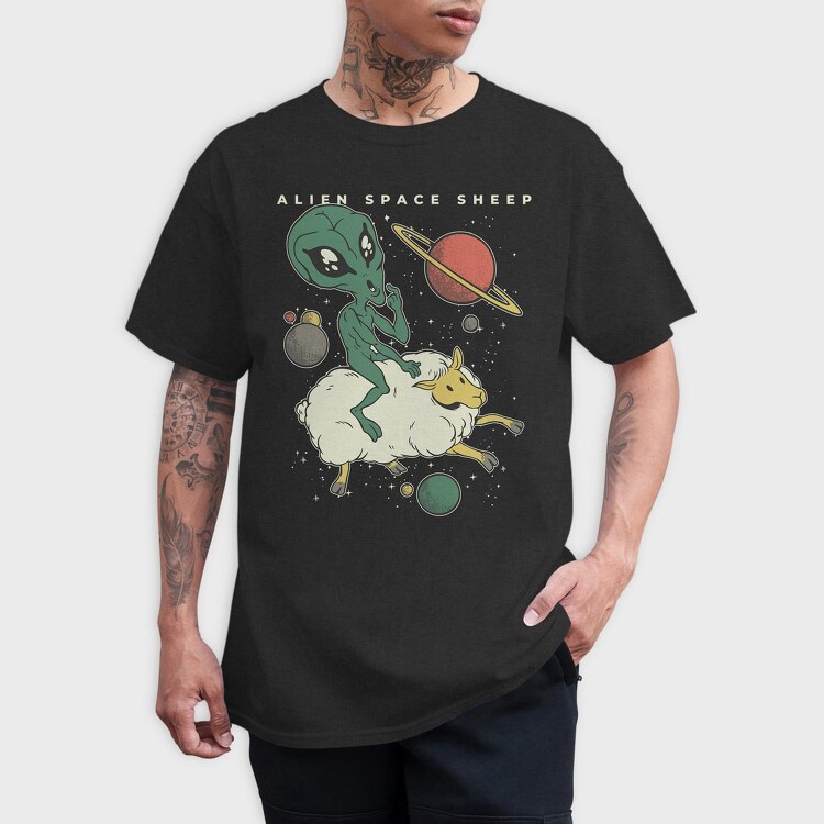 Alien On Sheep, Tricou Barbati (Unisex)