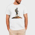 Hiking Woman Mountains Exposure, Tricou Barbati (Unisex)