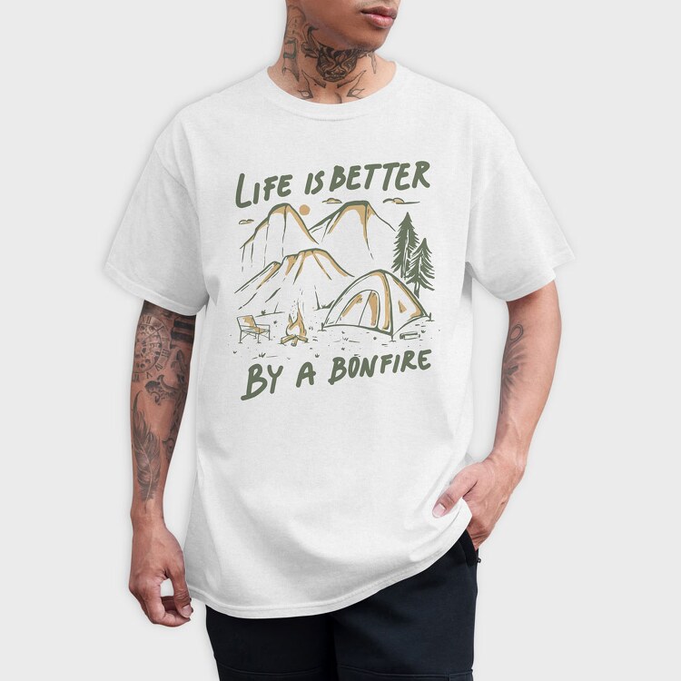 Life Is Better by a Bonfire Camping, Tricou Barbati (Unisex)