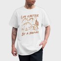 Life I S Better by a Bonfire, Tricou Barbati (Unisex)